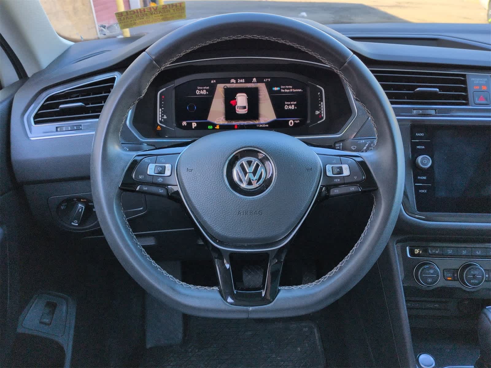 Thumbnail: 2021 Volkswagen Tiguan - 25