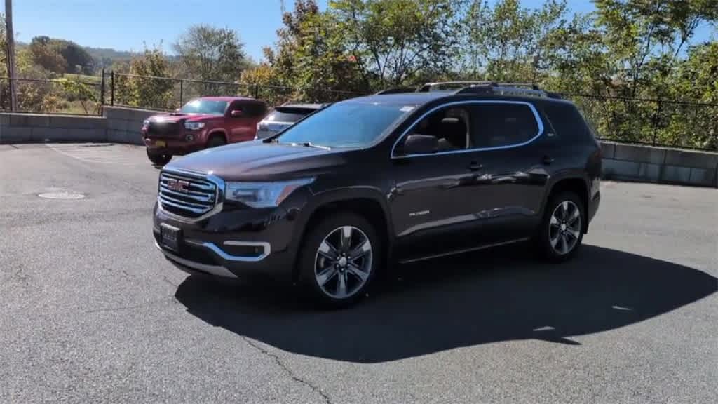 2017 Gmc Acadia SLT photo 4