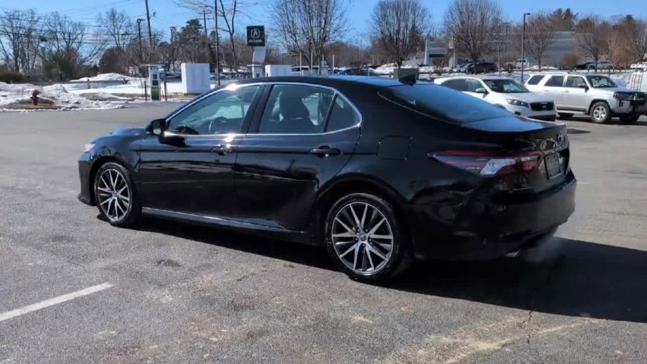 Thumbnail: 2024 Toyota Camry - 6