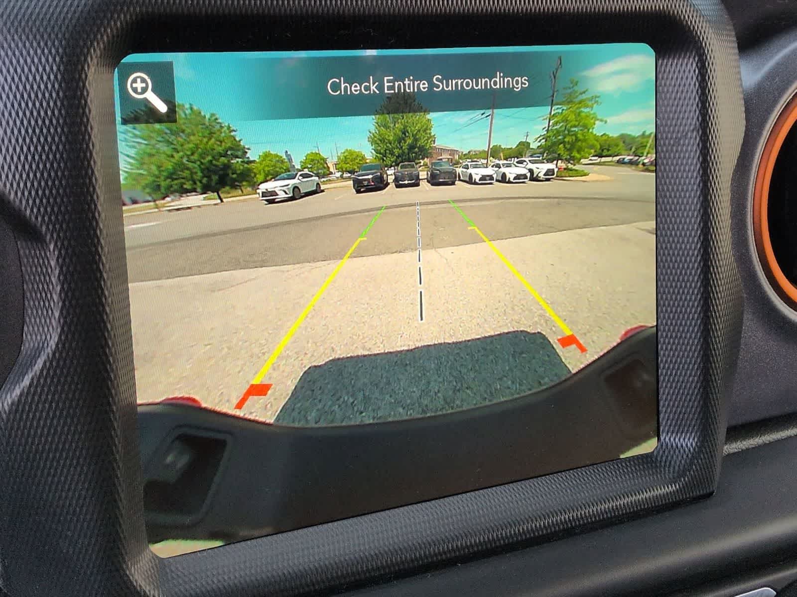 Thumbnail: 2023 Jeep Gladiator - 28