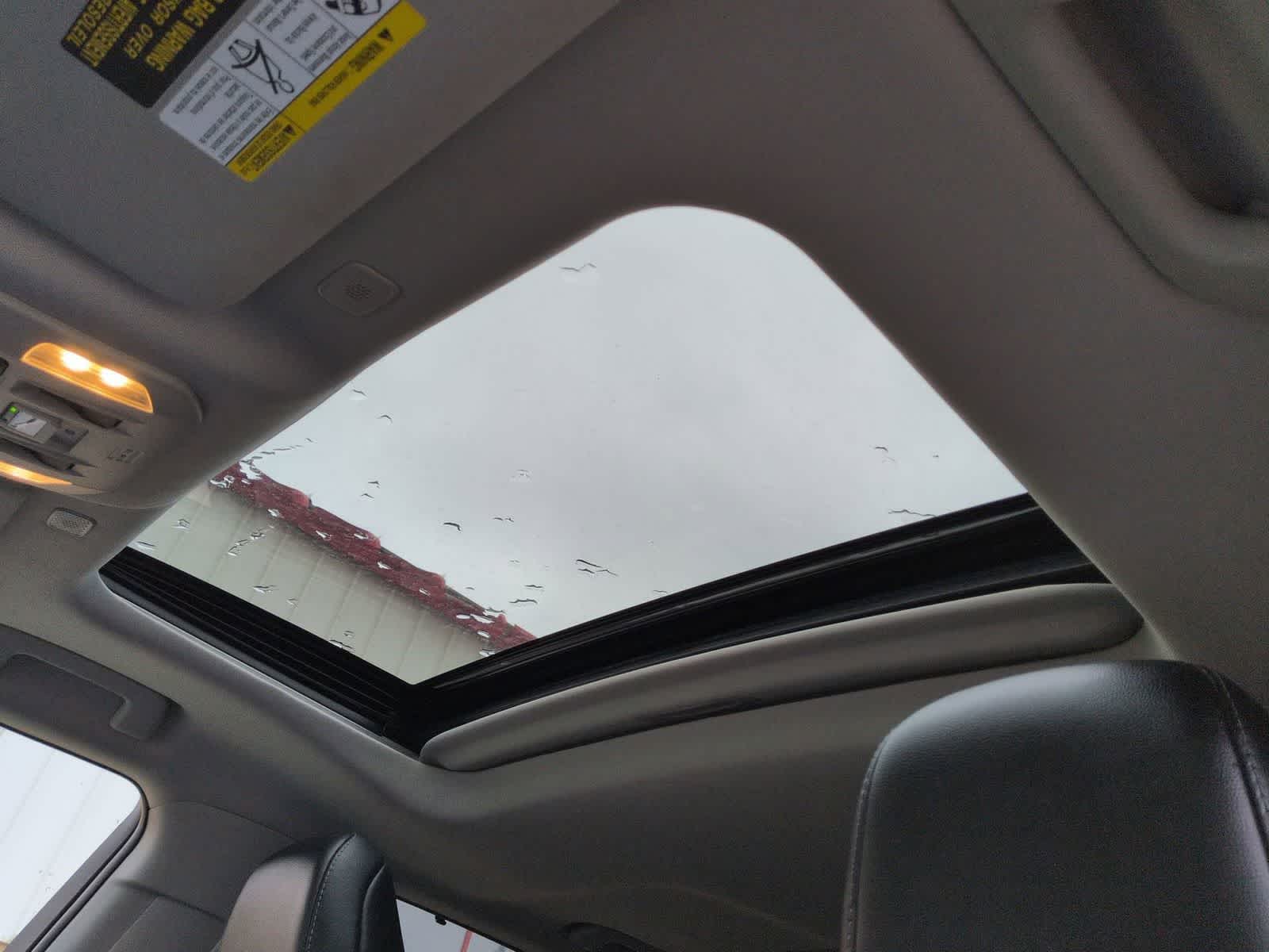 Thumbnail: 2023 Toyota Highlander - 20