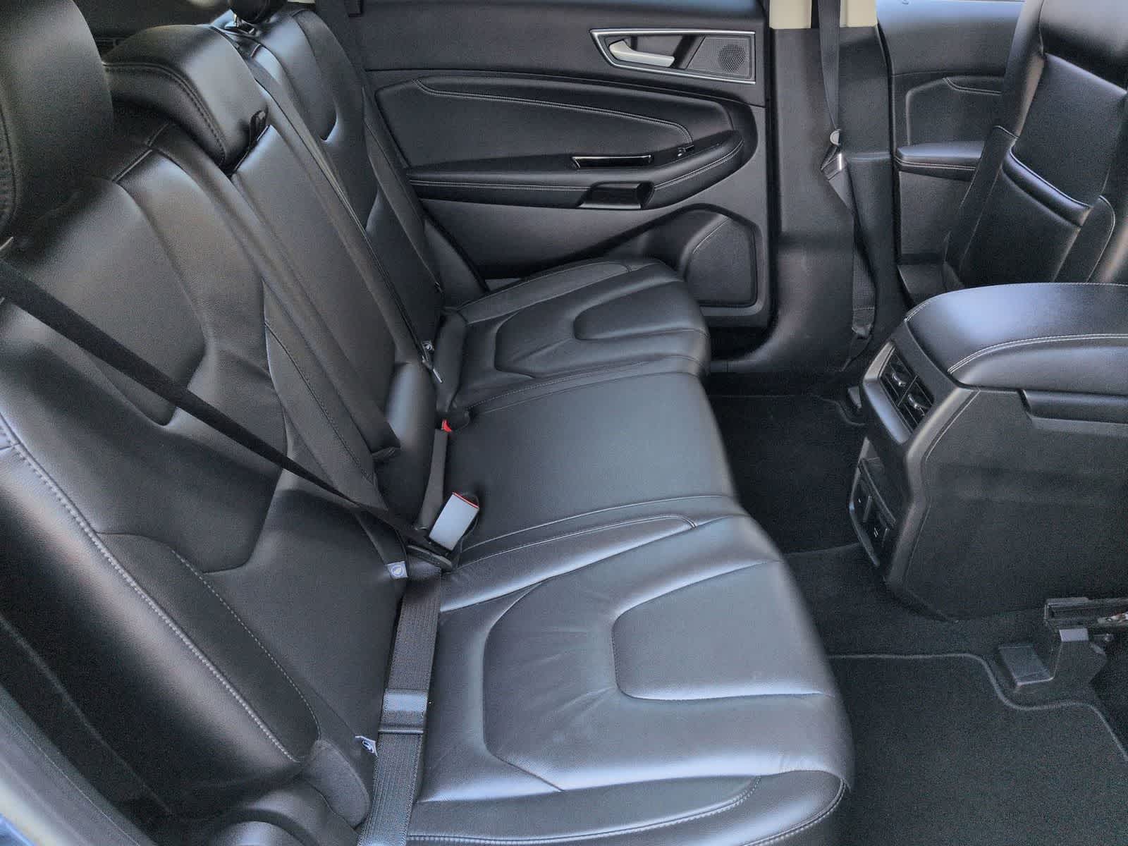 Thumbnail: 2019 Ford Edge - 21