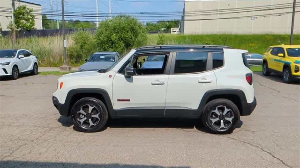 Thumbnail: 2021 Jeep Renegade - 4