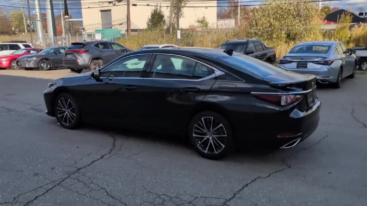 Thumbnail: 2023 Lexus ES - 6