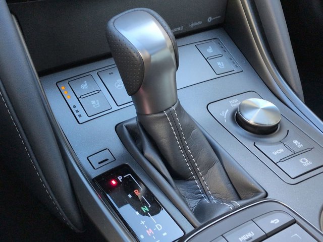 Thumbnail: 2025 Lexus IS - 33