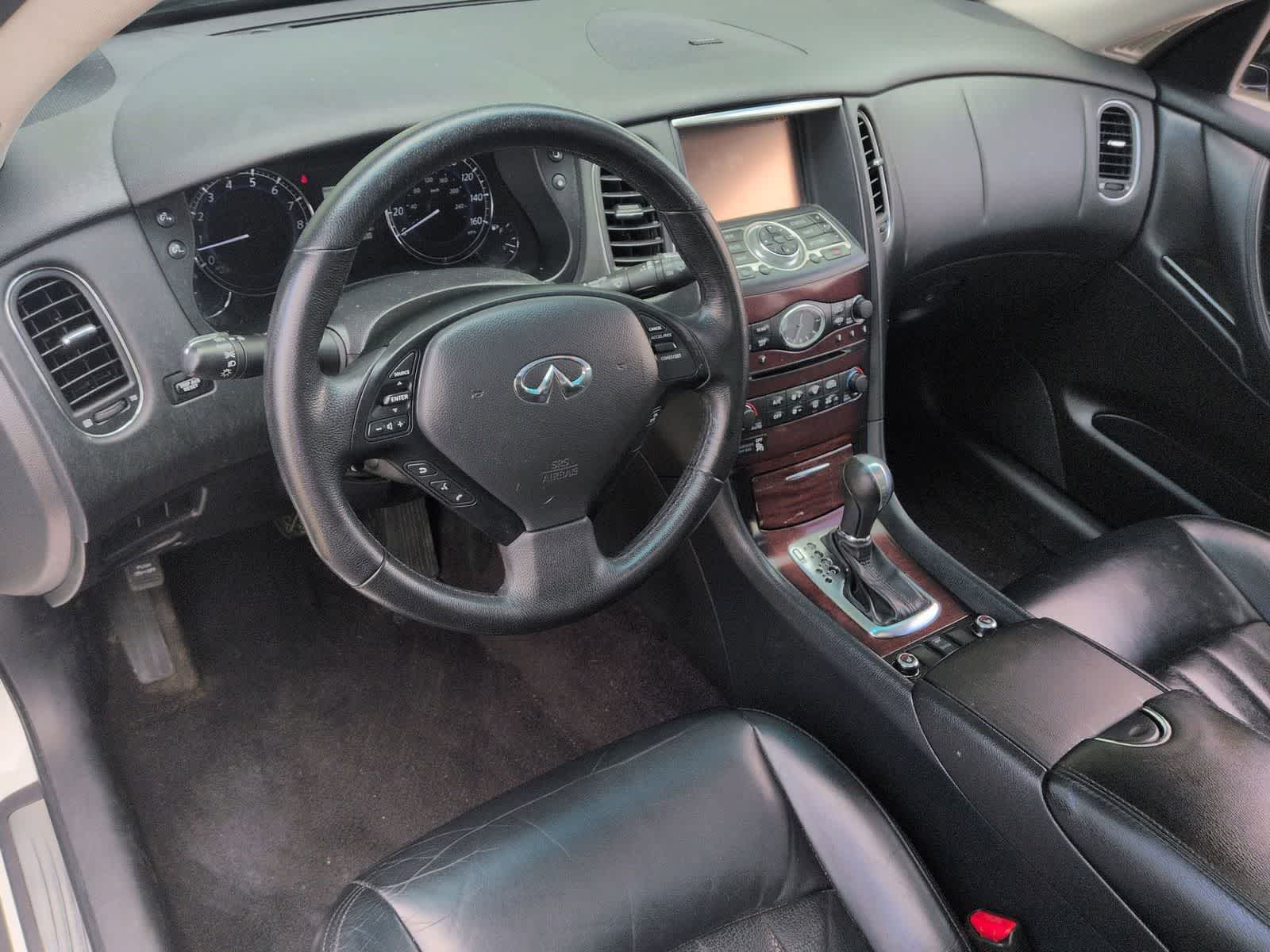 Thumbnail: 2017 INFINITI QX50 - 10