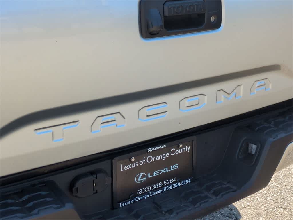 2022 Toyota Tacoma TRD Off-Road 13