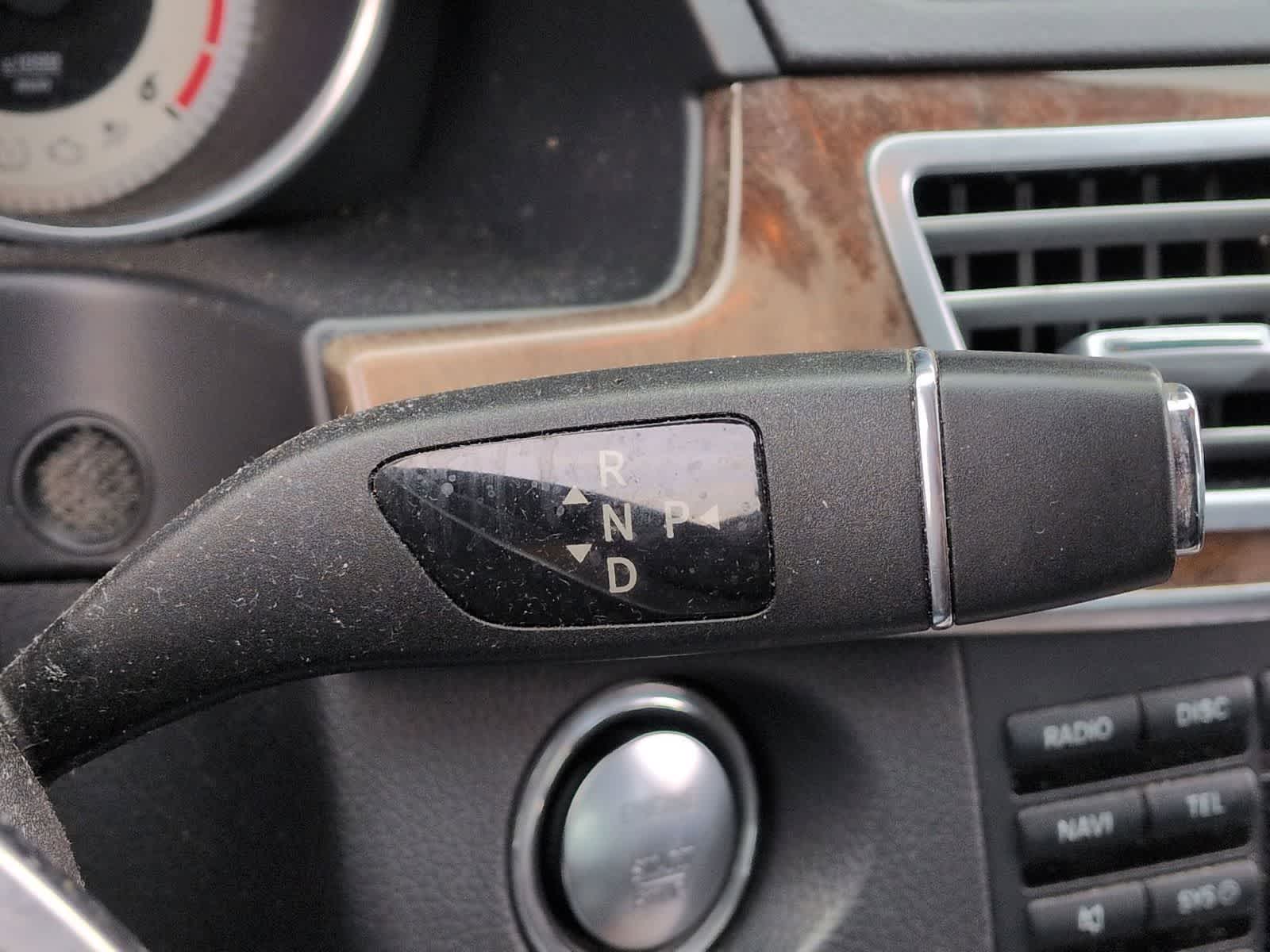 Thumbnail: 2015 Mercedes-Benz E-Class - 32