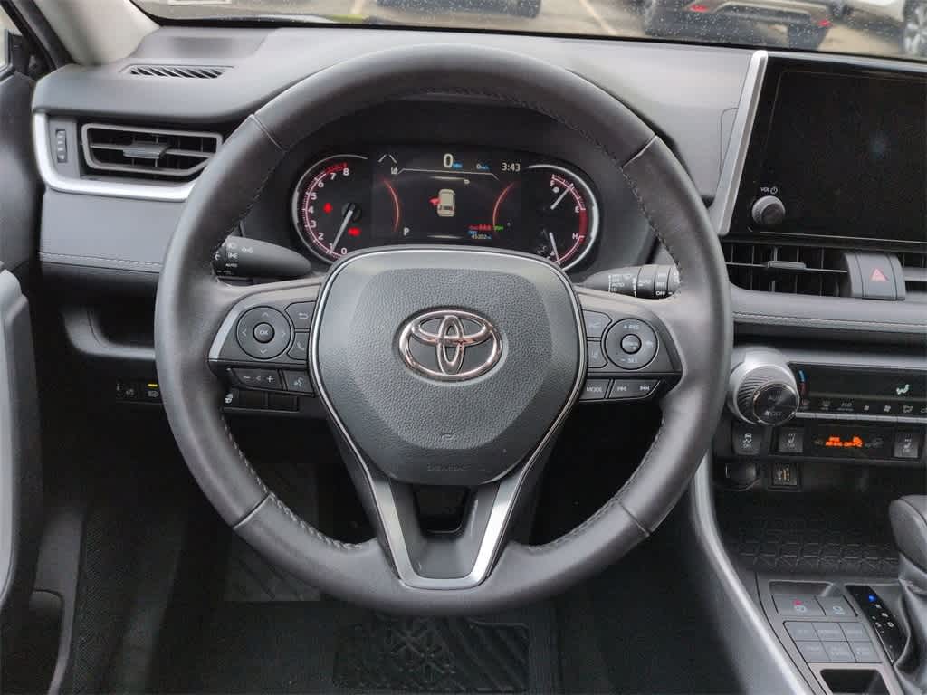 Thumbnail: 2024 Toyota RAV4 - 23