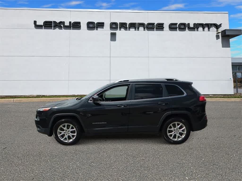 Thumbnail: 2016 Jeep Cherokee - 5