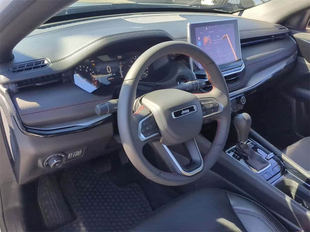 Thumbnail: 2024 Jeep Compass - 10