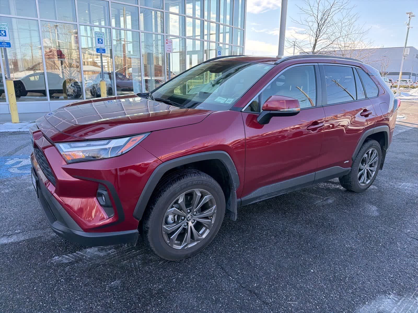 Thumbnail: 2022 Toyota RAV4 - 2