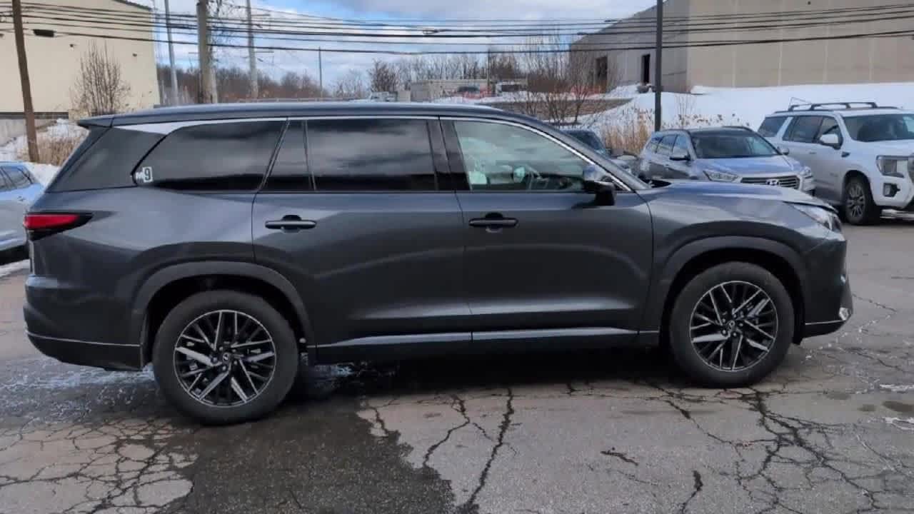 Thumbnail: 2025 Lexus TX - 9