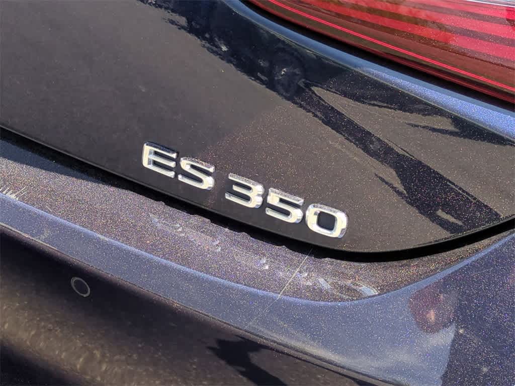 Thumbnail: 2022 Lexus ES - 13