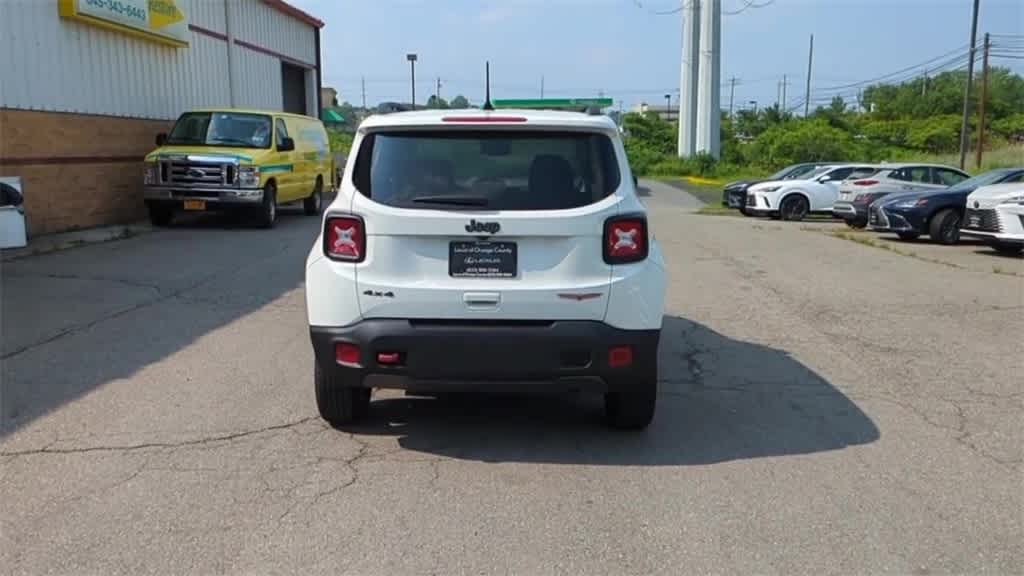 Thumbnail: 2021 Jeep Renegade - 6