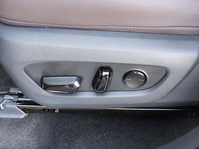 Thumbnail: 2026 Lexus TX - 18