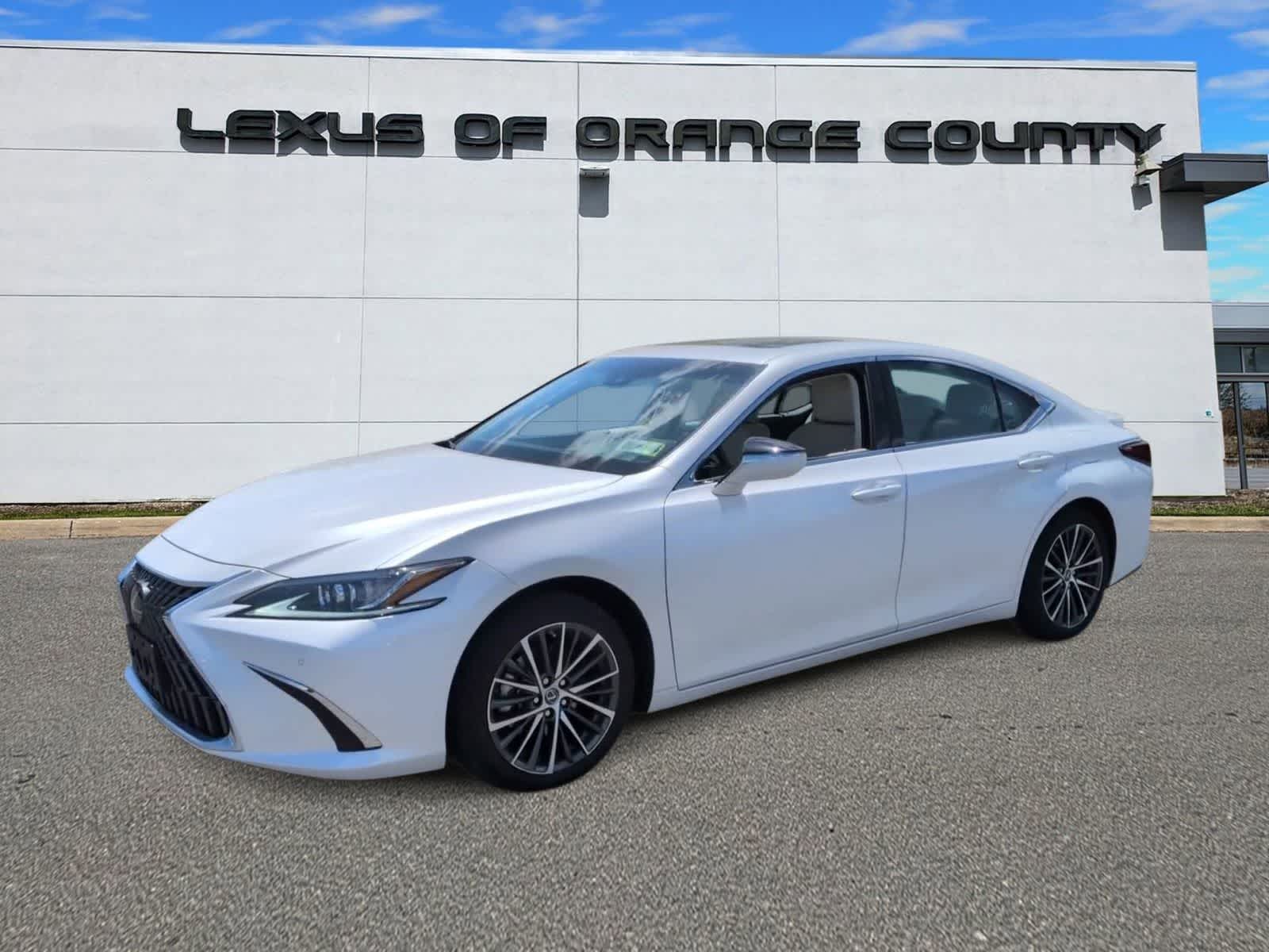 Thumbnail: 2023 Lexus ES - 4