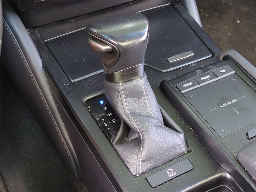 Thumbnail: 2021 Lexus ES - 33