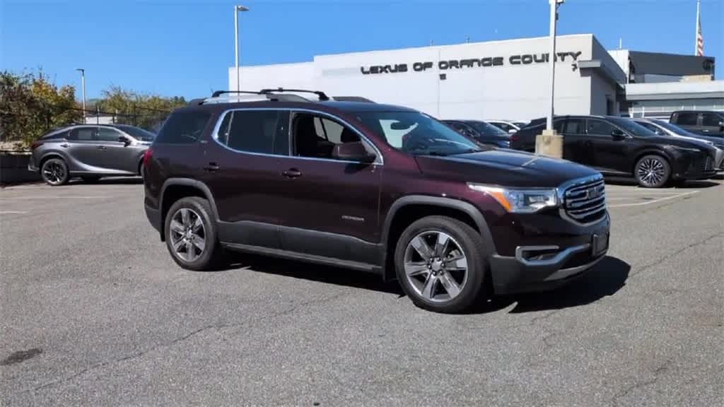 2017 Gmc Acadia SLT photo 2