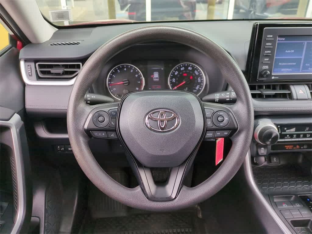 Thumbnail: 2020 Toyota RAV4 - 23