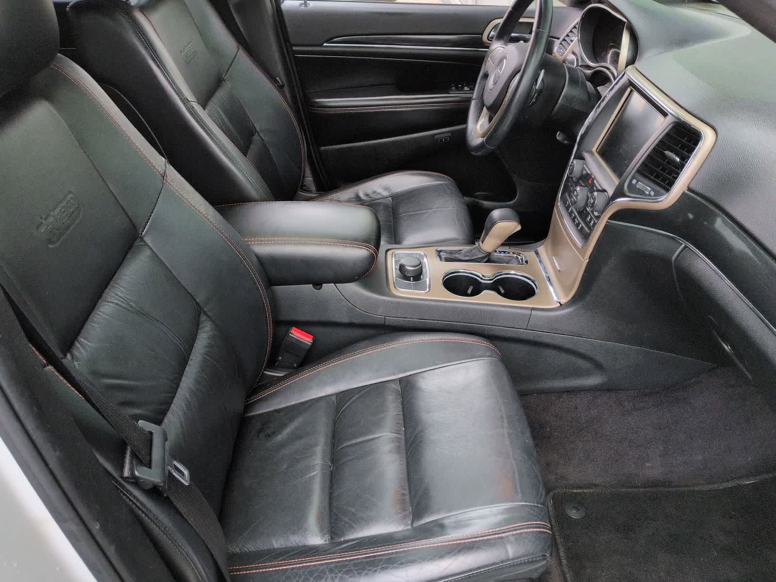 Thumbnail: 2016 Jeep Grand Cherokee - 24