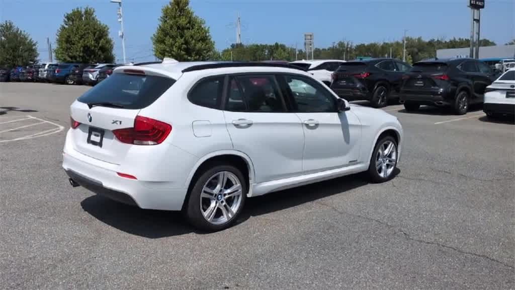 Thumbnail: 2015 BMW X1 - 8
