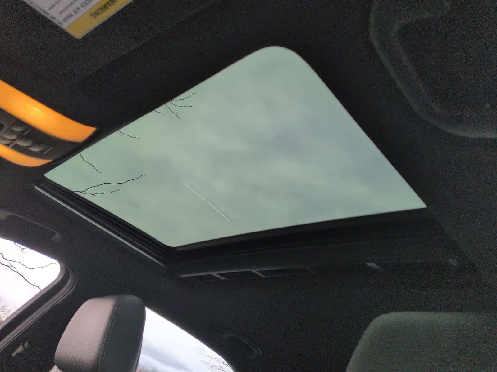 Thumbnail: 2015 Mercedes-Benz E-Class - 19