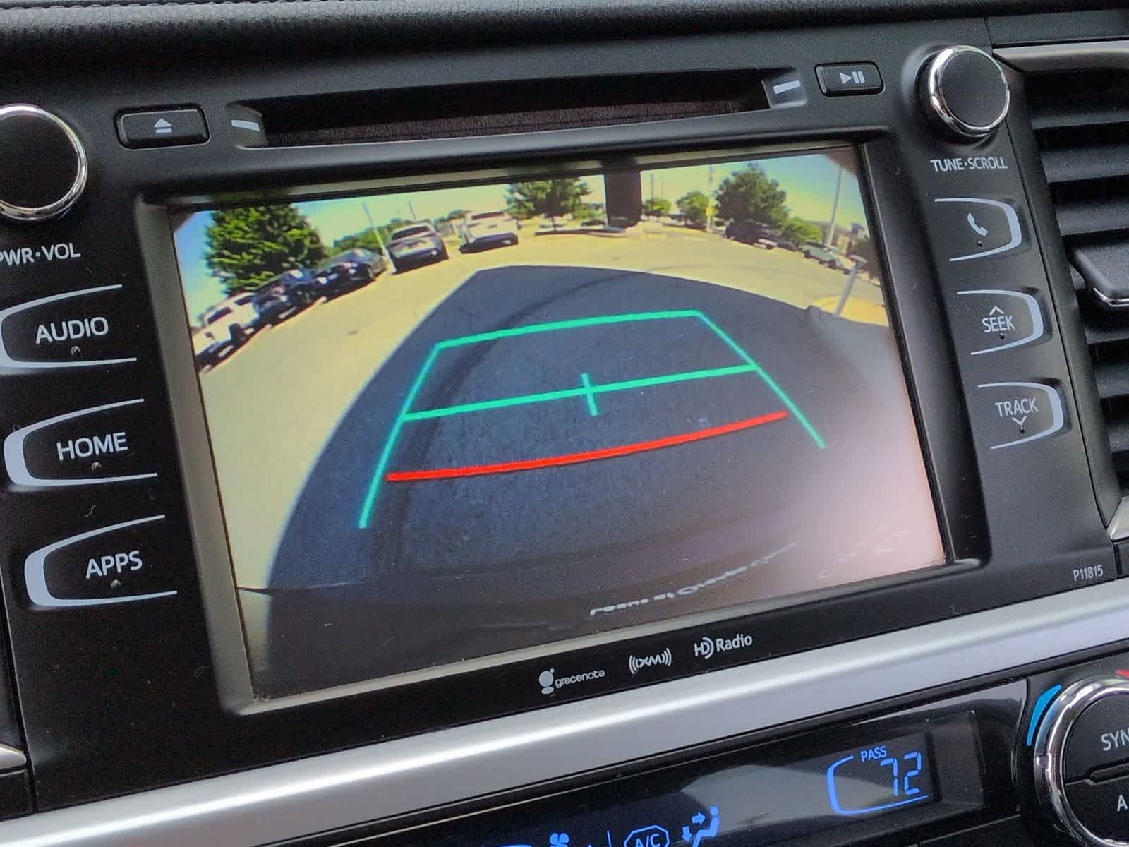 Thumbnail: 2019 Toyota Highlander - 29