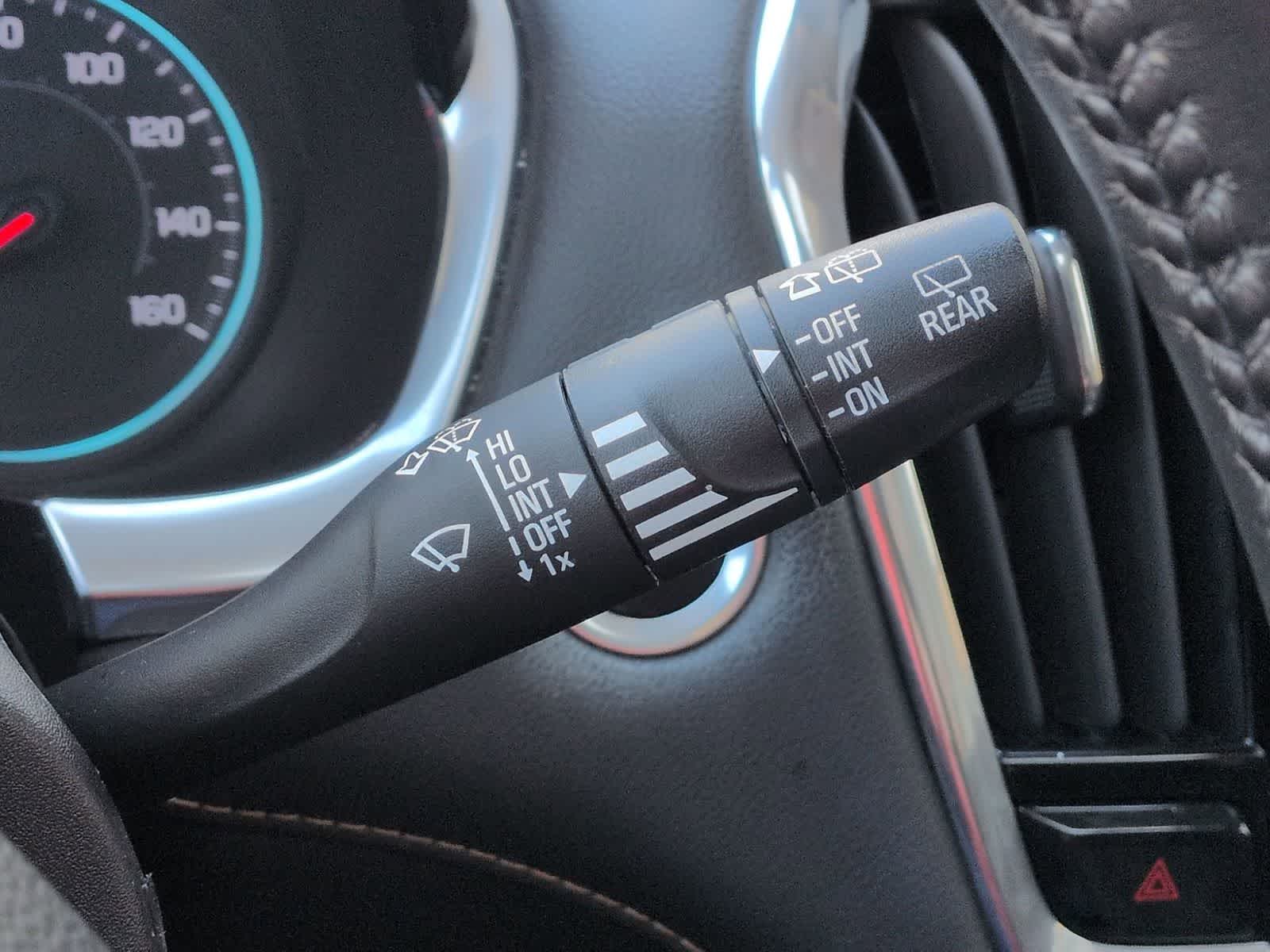 Thumbnail: 2020 Chevrolet Traverse - 28