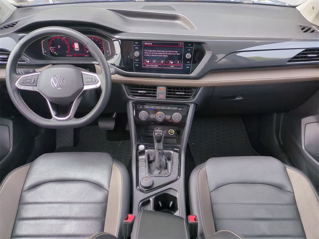 Thumbnail: 2022 Volkswagen Taos - 16