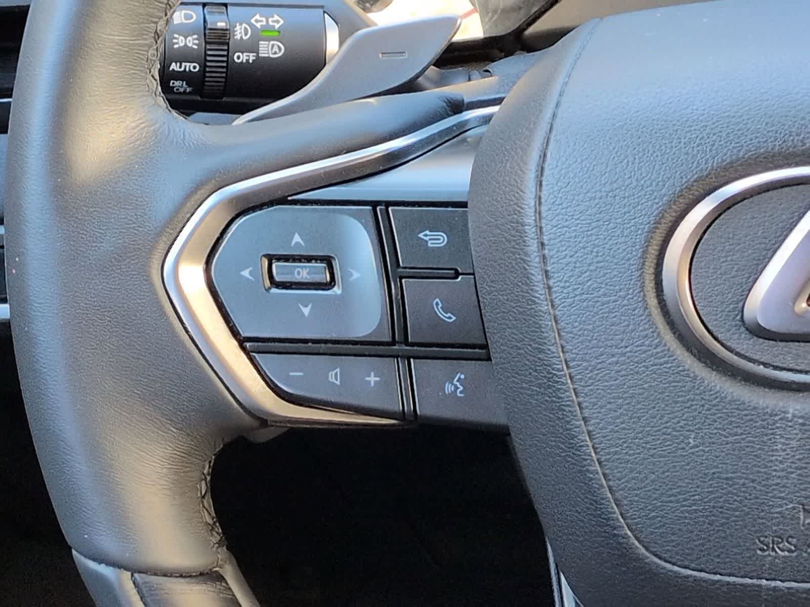 Thumbnail: 2023 Lexus RX - 26