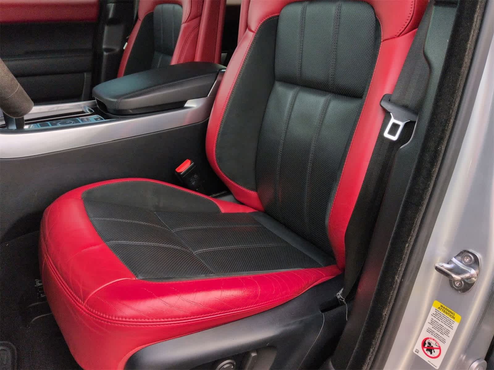 Thumbnail: 2019 Land Rover Range Rover Sport - 17