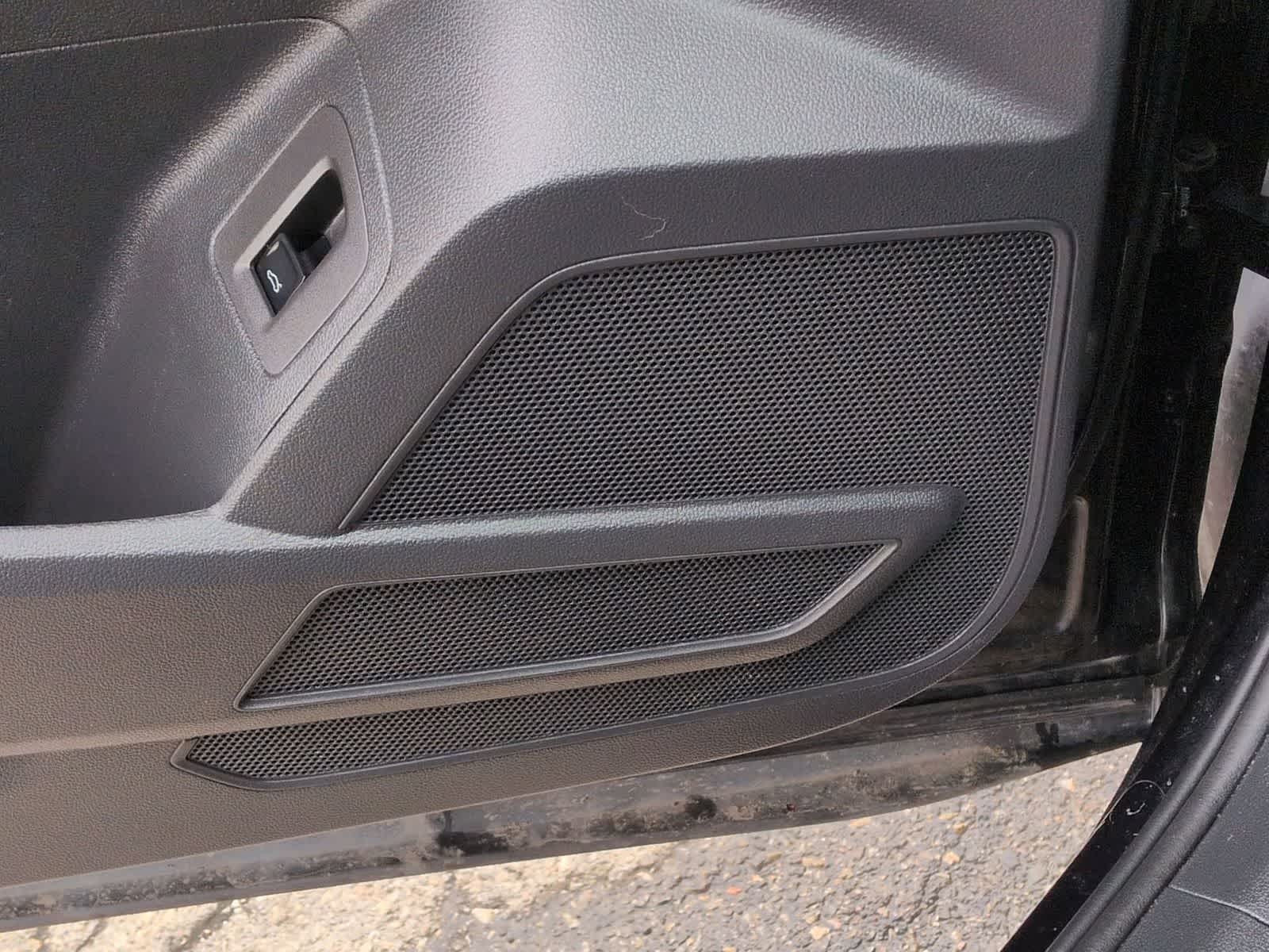 Thumbnail: 2023 Volkswagen Atlas - 32