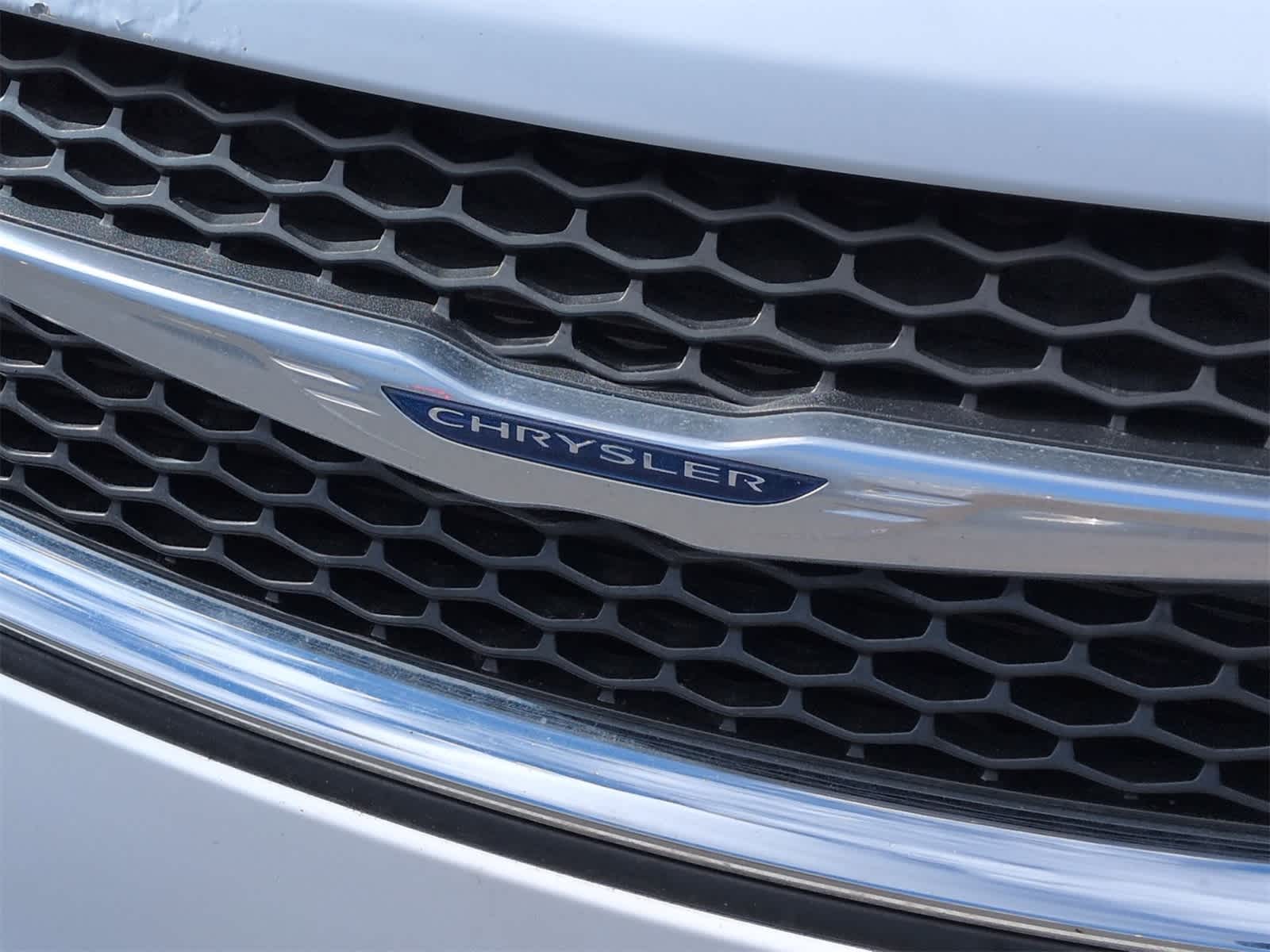 Thumbnail: 2020 Chrysler Pacifica - 12