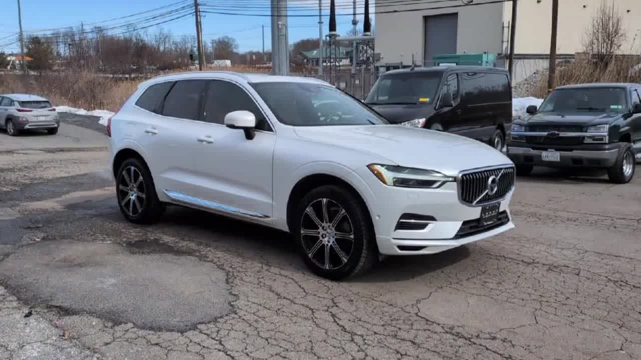 Thumbnail: 2018 Volvo XC60 - 2