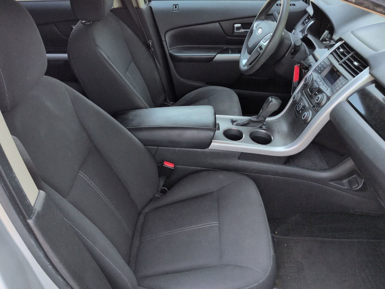 Thumbnail: 2012 Ford Edge - 20