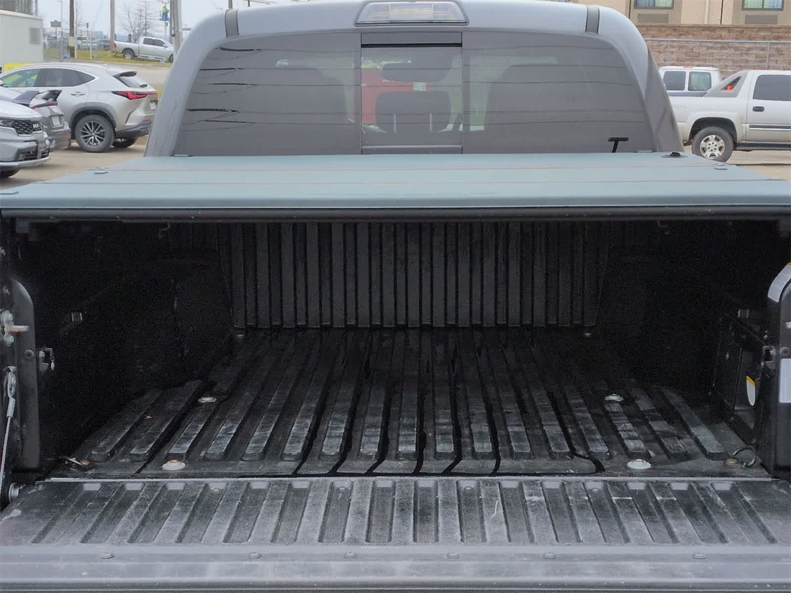 Thumbnail: 2019 Toyota Tacoma - 35