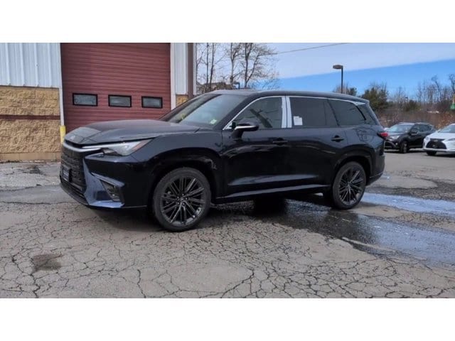 Thumbnail: 2026 Lexus TX - 4