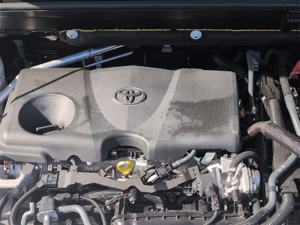 Thumbnail: 2024 Toyota Venza - 15