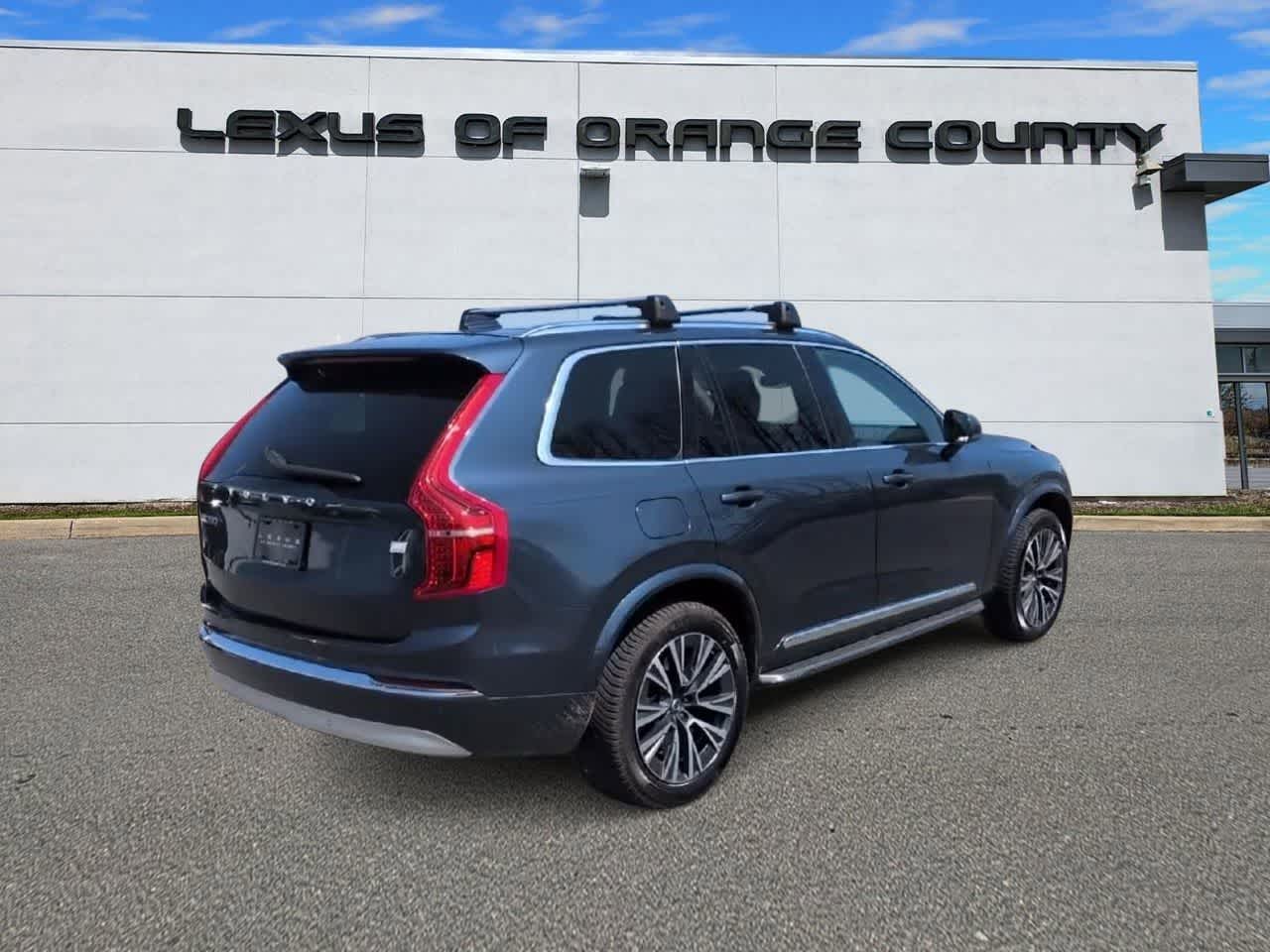 Thumbnail: 2022 Volvo XC90 - 8