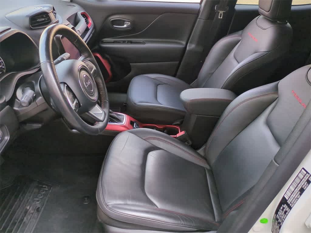 Thumbnail: 2021 Jeep Renegade - 16