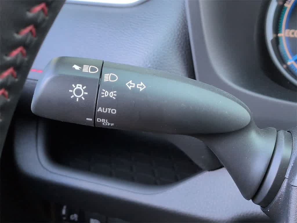 Thumbnail: 2022 Toyota RAV4 - 29