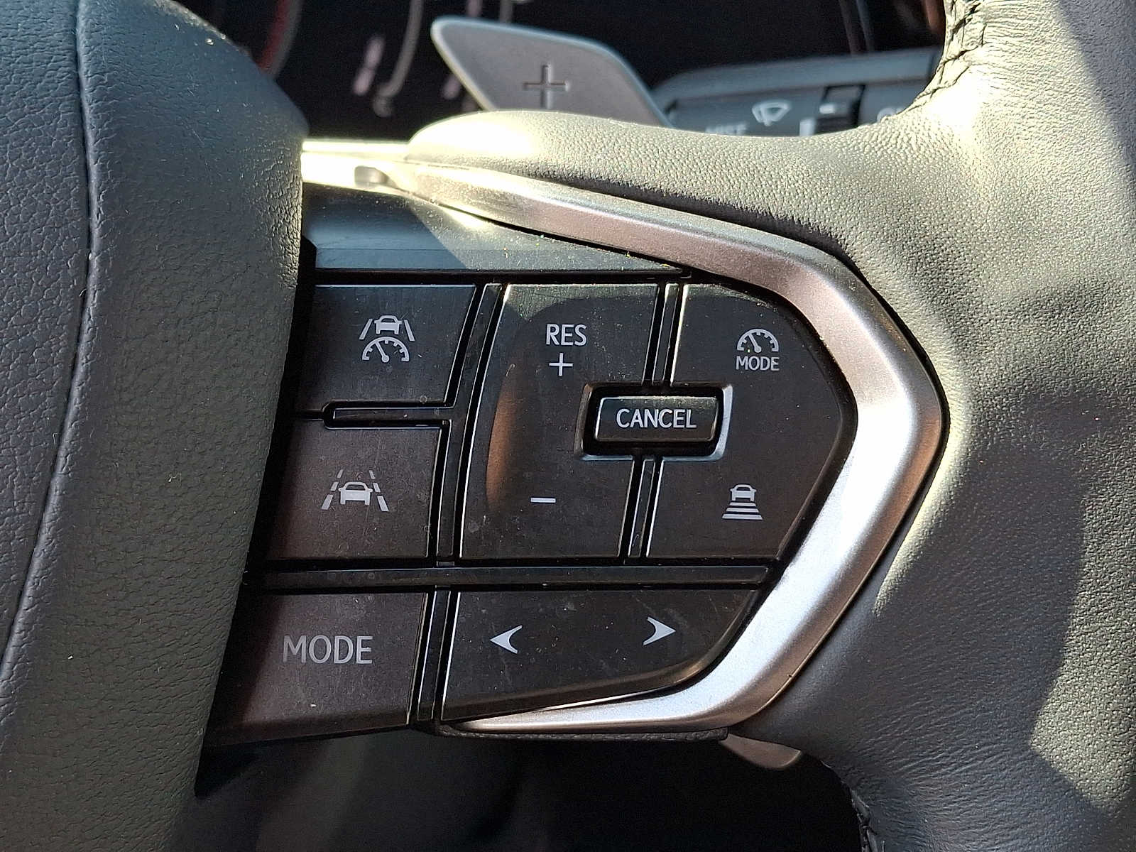 Thumbnail: 2023 Lexus RX - 19