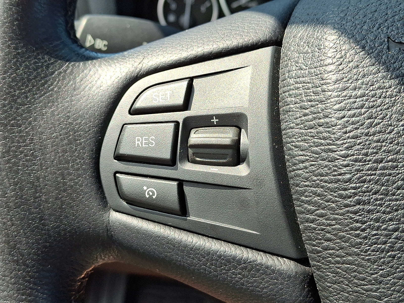 Thumbnail: 2011 BMW X3 - 18
