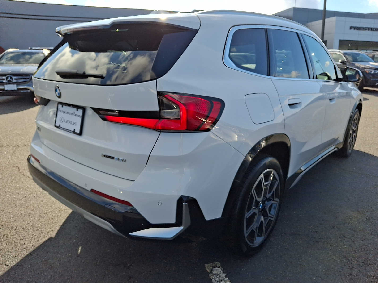 Thumbnail: 2023 BMW X1 - 4