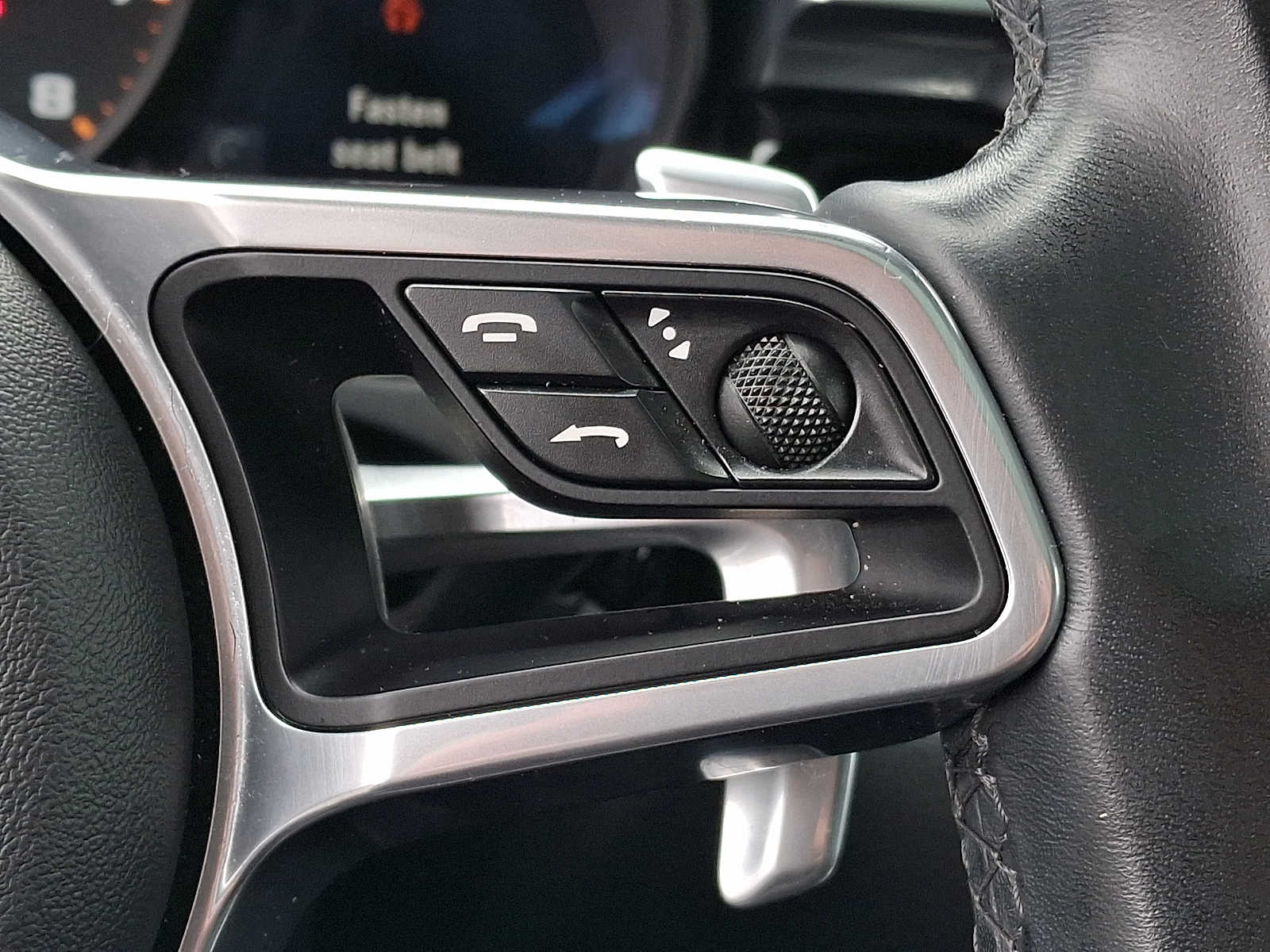 Thumbnail: 2019 Porsche Macan - 20