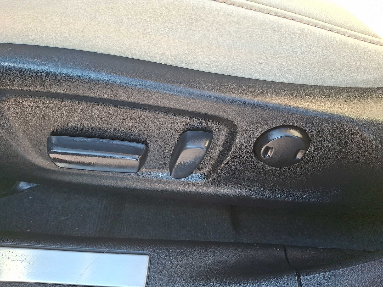 Thumbnail: 2021 Lexus RX - 11