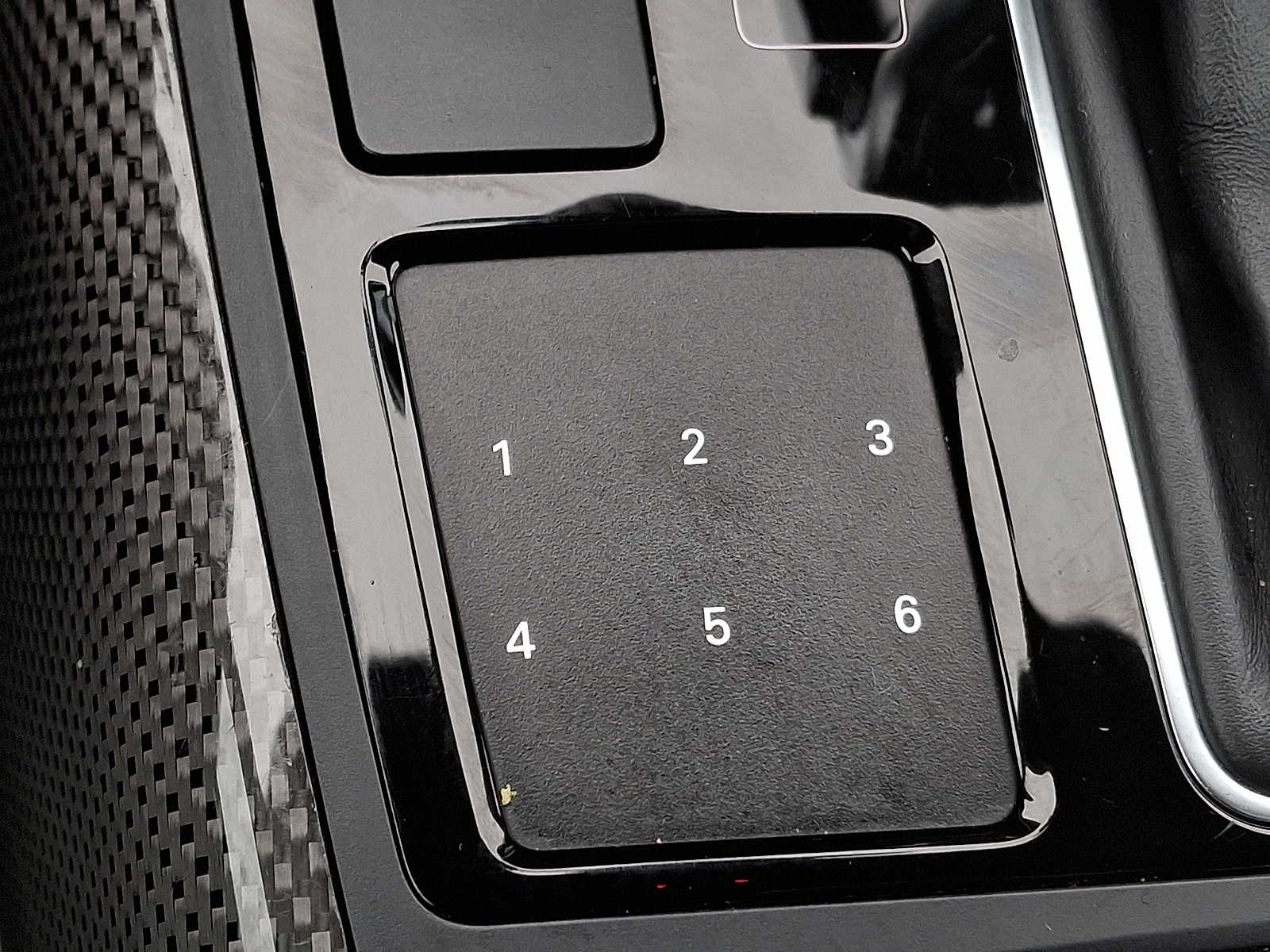 Thumbnail: 2013 Audi S6 - 22