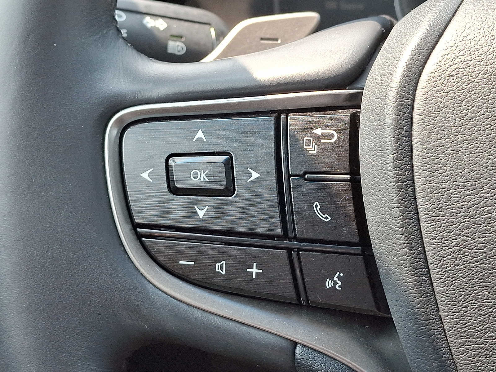 2022 Lexus ES 350 18