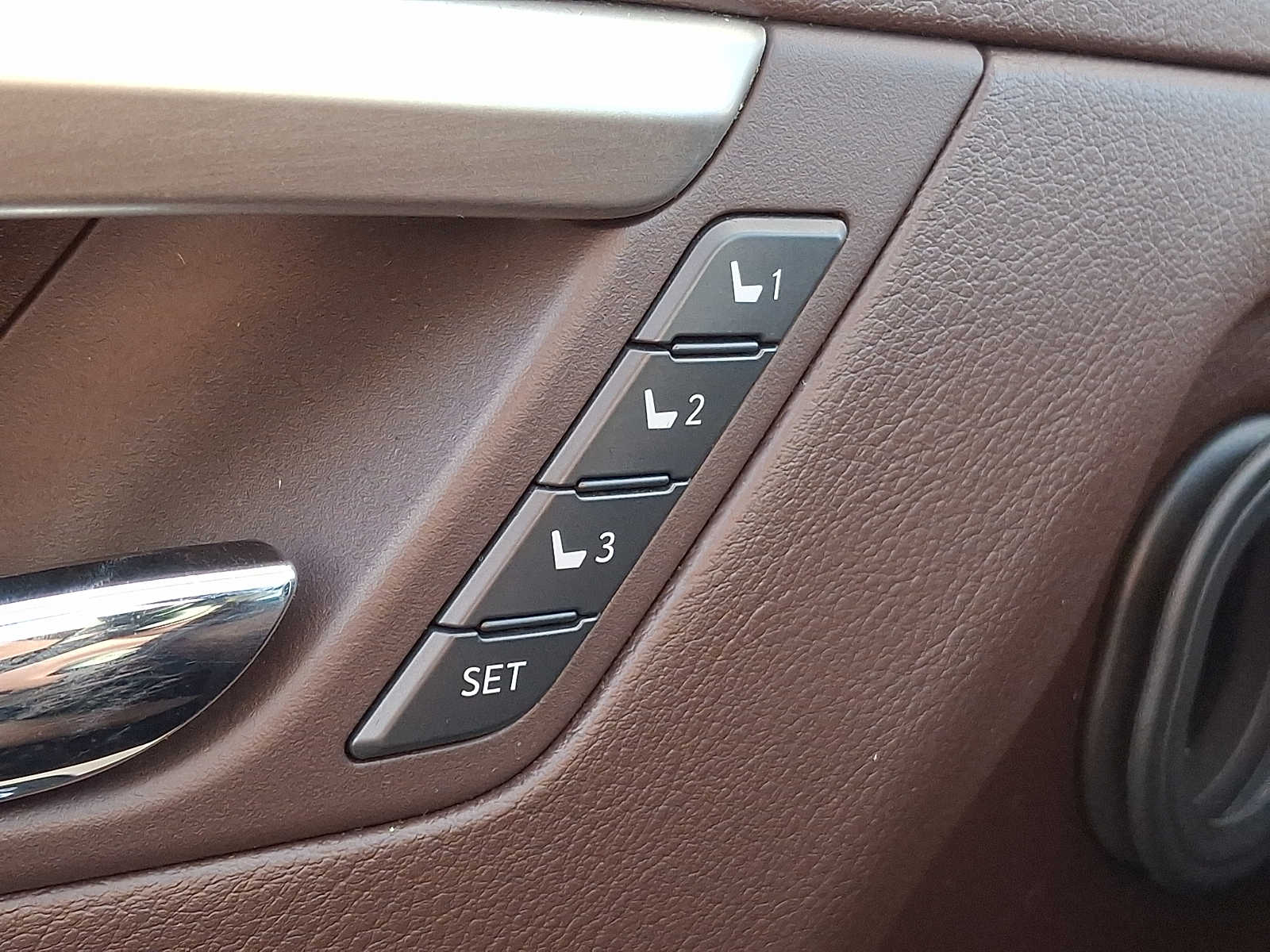 Thumbnail: 2017 Lexus RX - 25